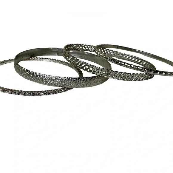Set of 4 silver bangle bracelets - Picture 1 of 7